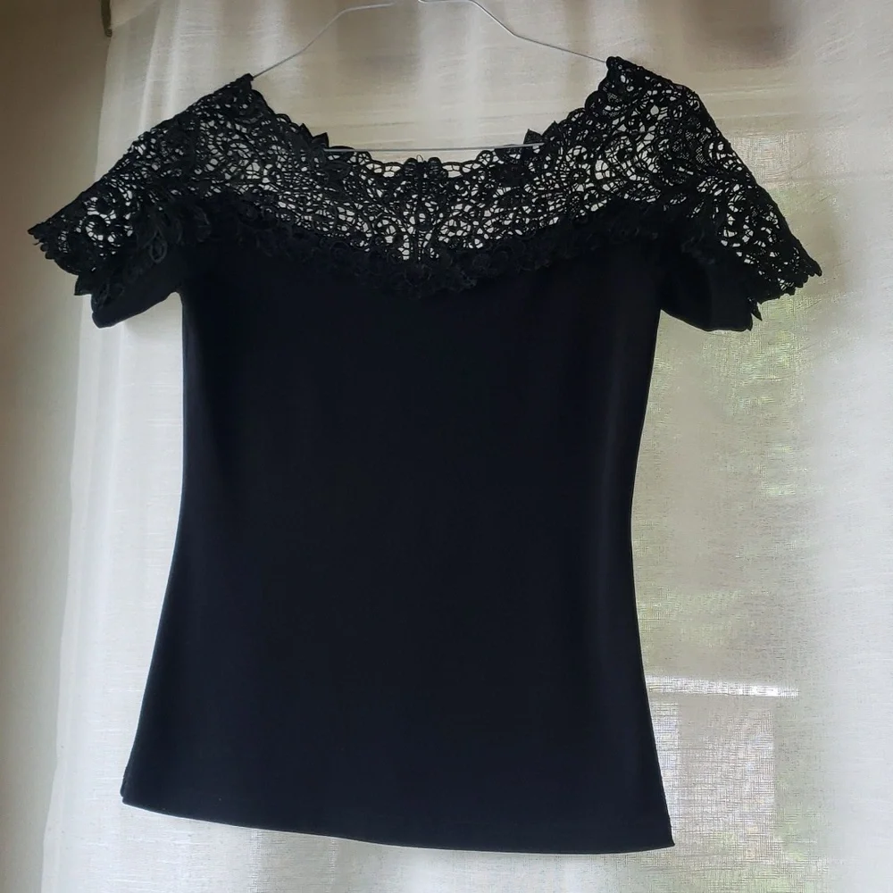 Joseph Ribkoff black top - Picture 1 of 7